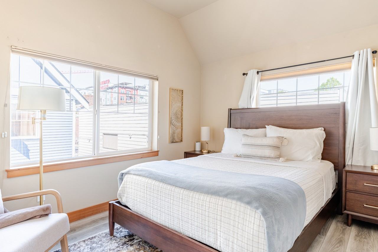 1646 S King St #NA - Photo 4 of 10