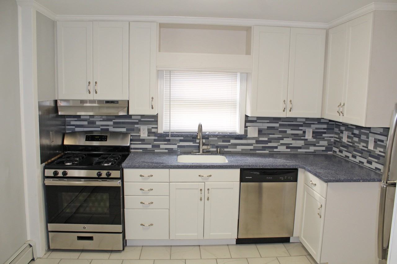 106 Summit Ave #NA - Photo 2 of 20