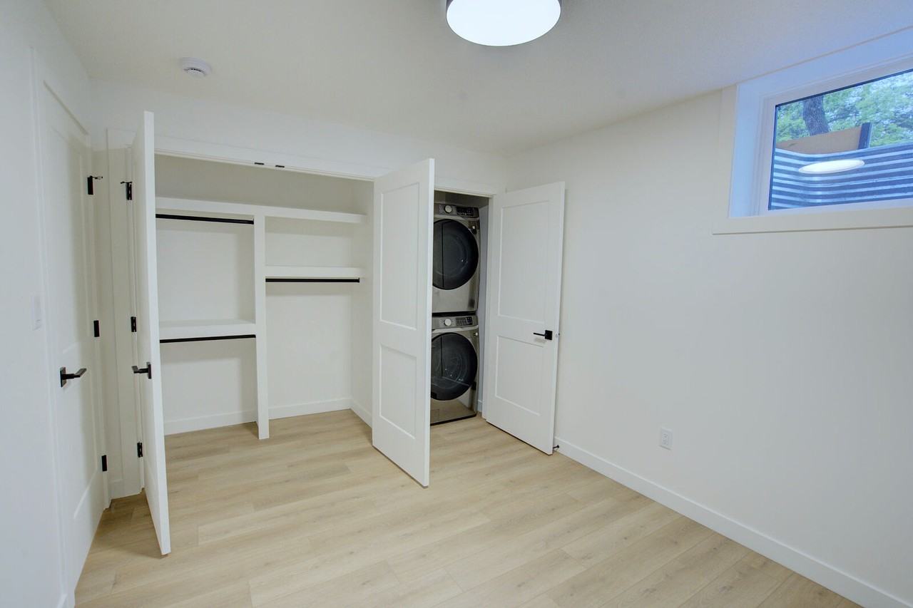 11611 2b - 11611 125 St Nw - Photo 6 of 6