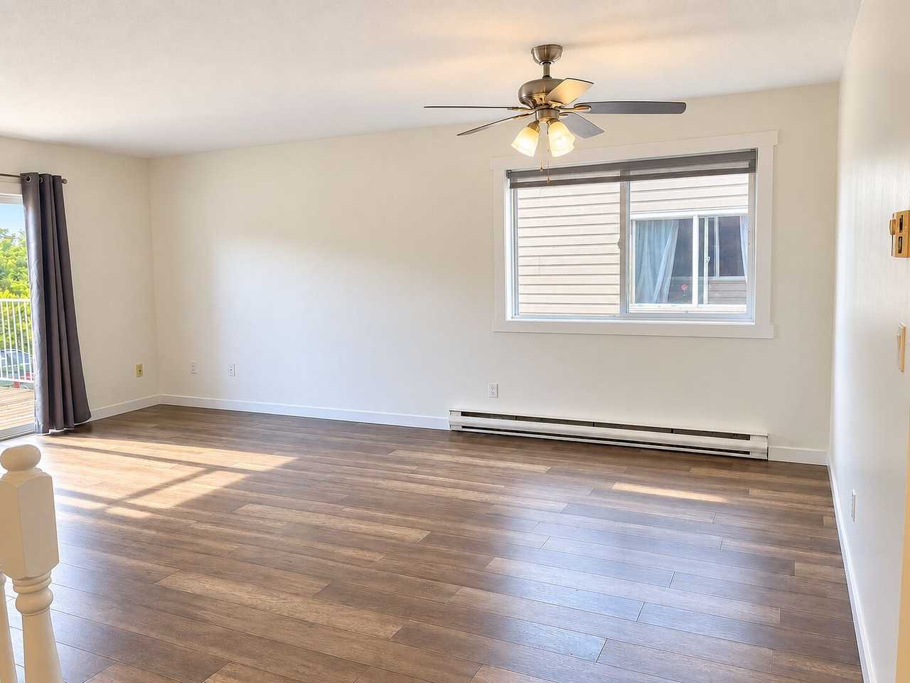 844 Leathead Rd - Photo 2 of 12