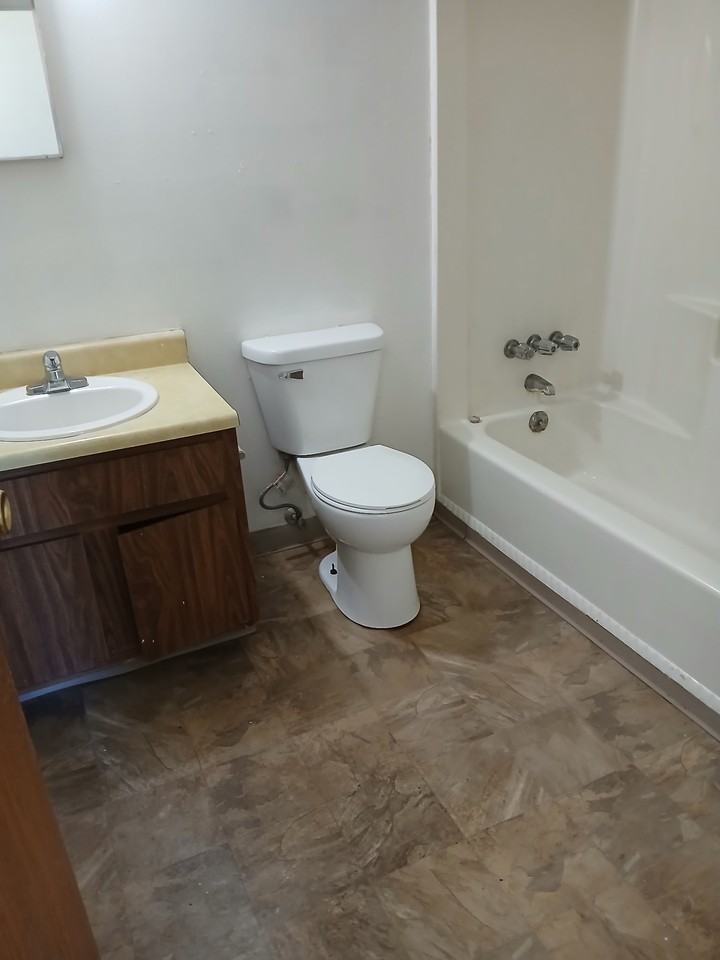 309 E Arlington St - Photo 5 of 7