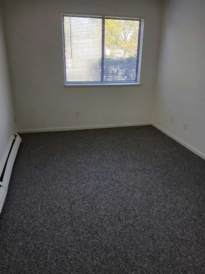 309 E Arlington St - Photo 6 of 7