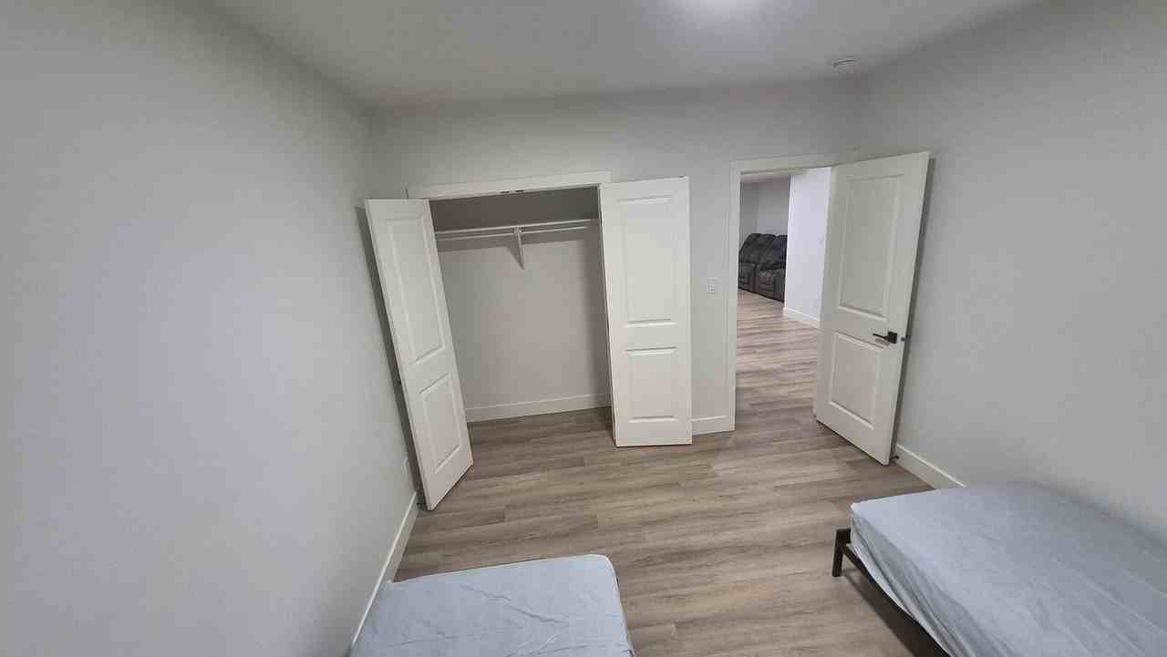 1527 208 St Nw - Photo 7 of 8