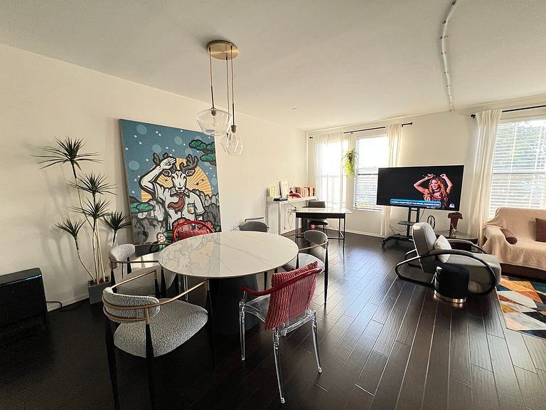 408 W Main St #1D - Photo 6 of 38
