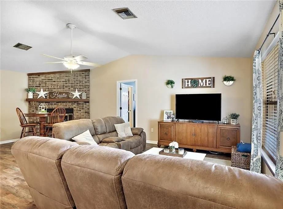 304 Thomas St #NA - Photo 6 of 19