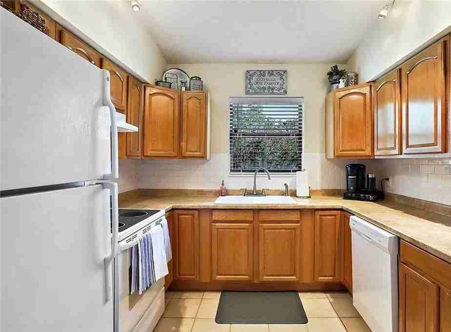 304 Thomas St #NA - Photo 7 of 19