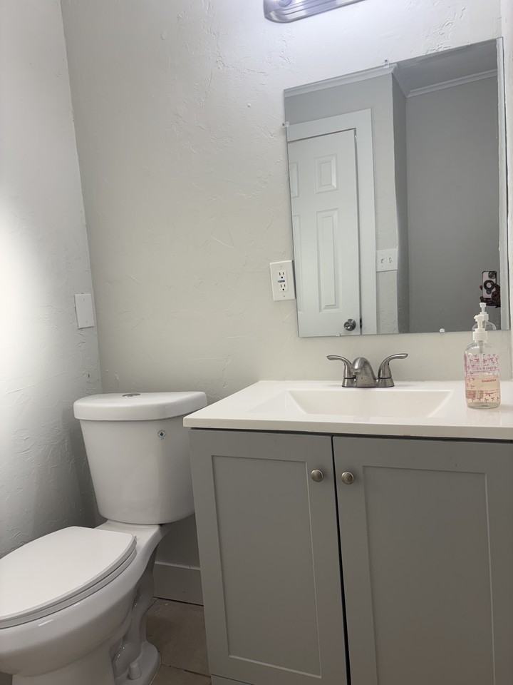 1301 W 25th St #NA - Photo 5 of 16