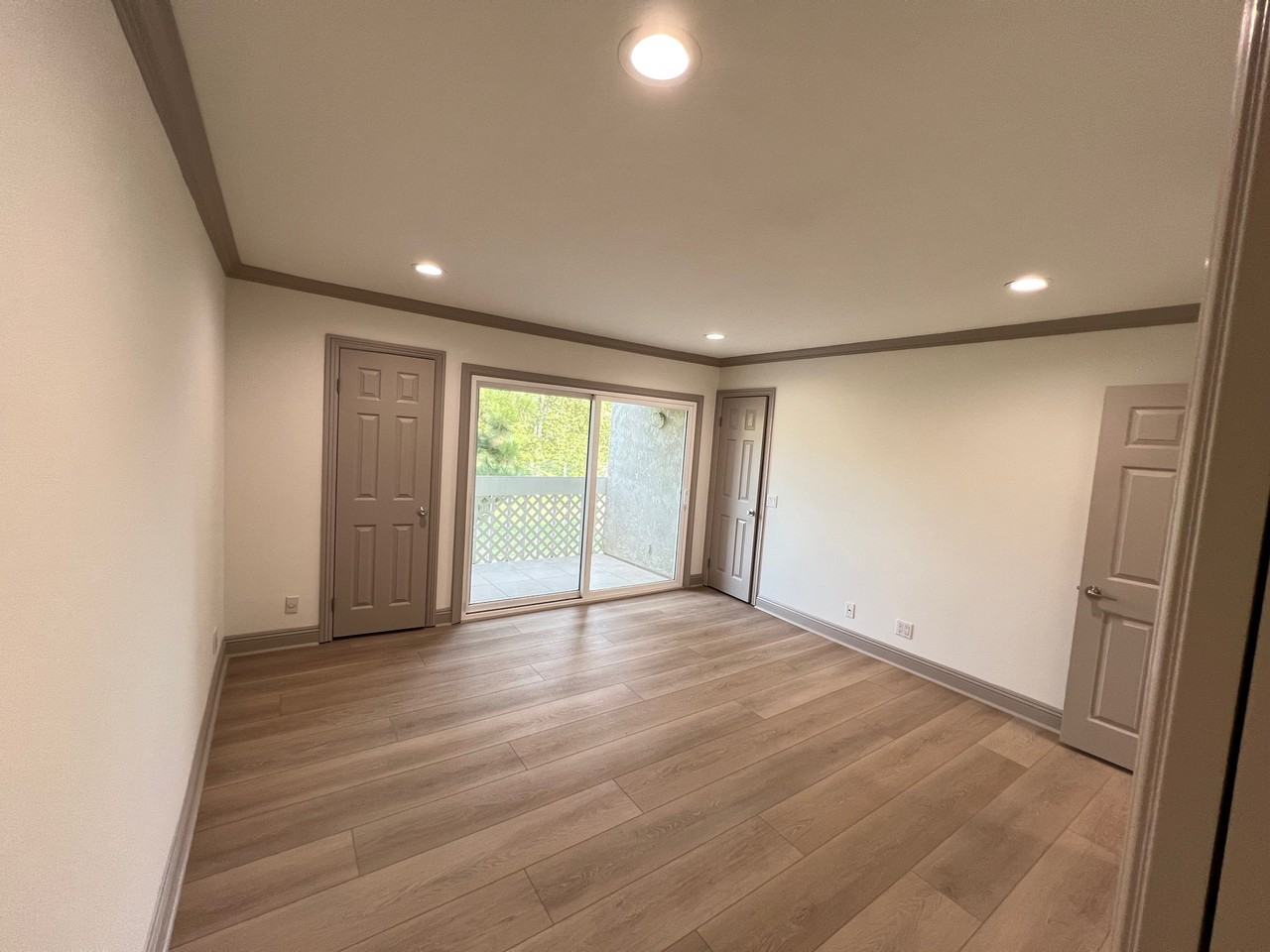 380 W Wilson St #NA - Photo 5 of 17