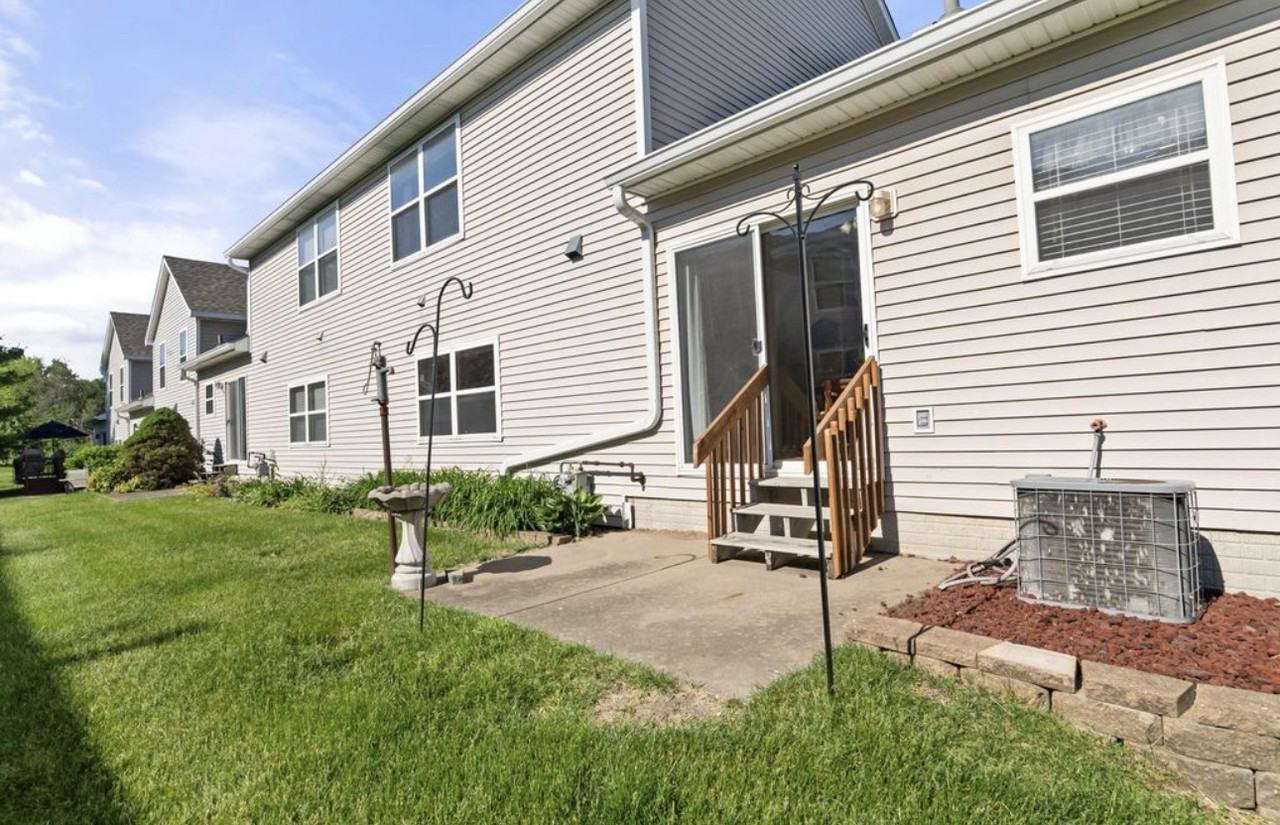 1137 Nw Prairie Ridge Dr #1137 - Photo 4 of 20