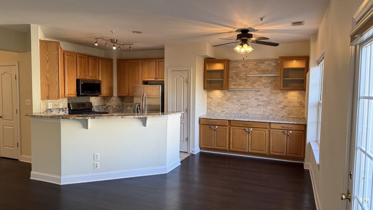 102 Bucksfield Rd #A - Photo 3 of 40