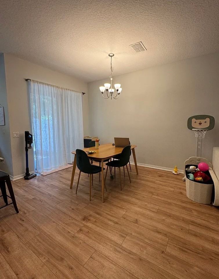 12594 Streamdale Dr - Photo 3 of 16