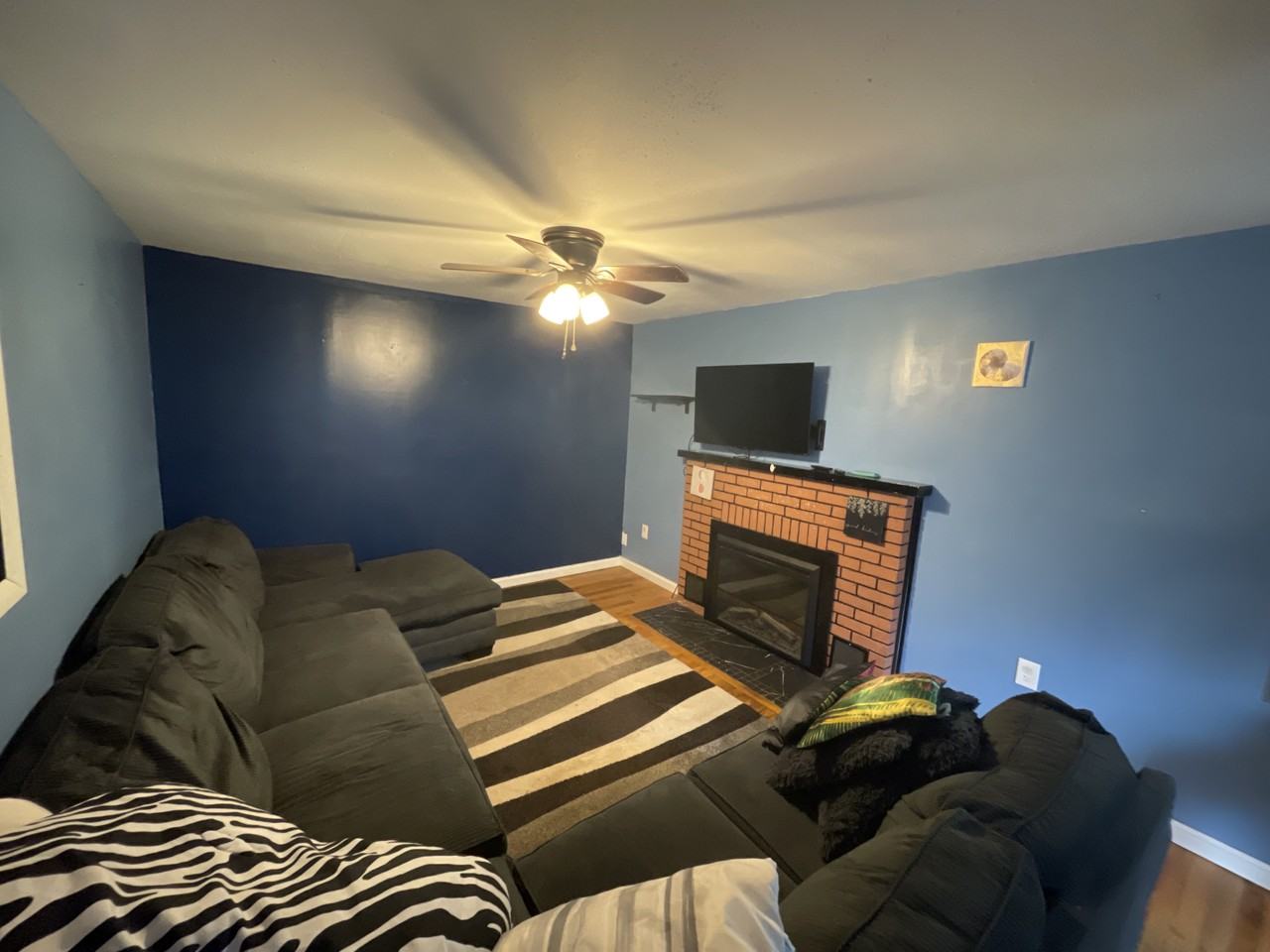 203 Hinsdale Rd #NA - Photo 2 of 11