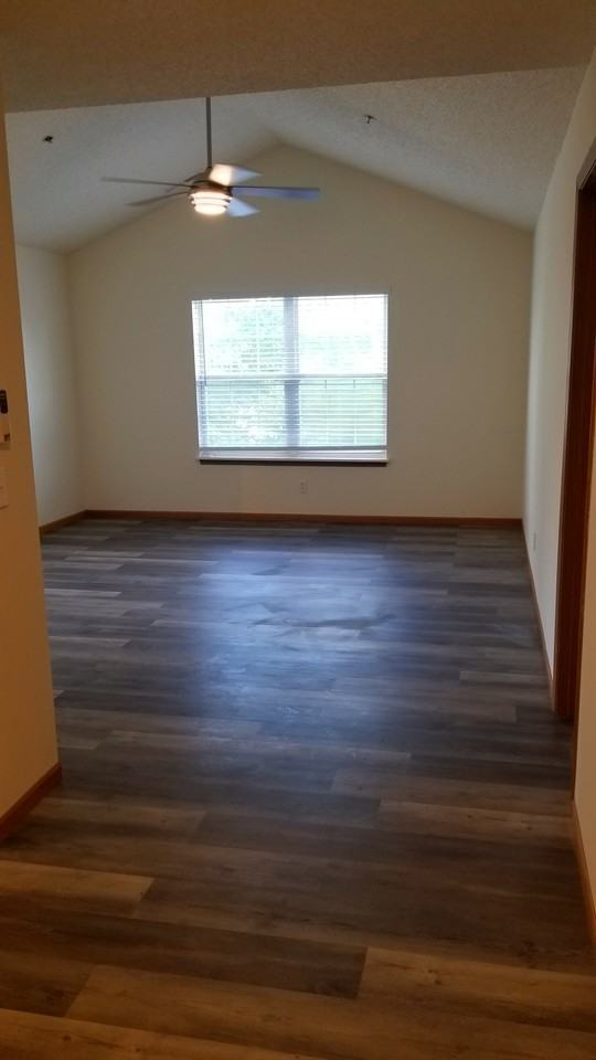 103 Vixen Cir #I - Photo 6 of 21
