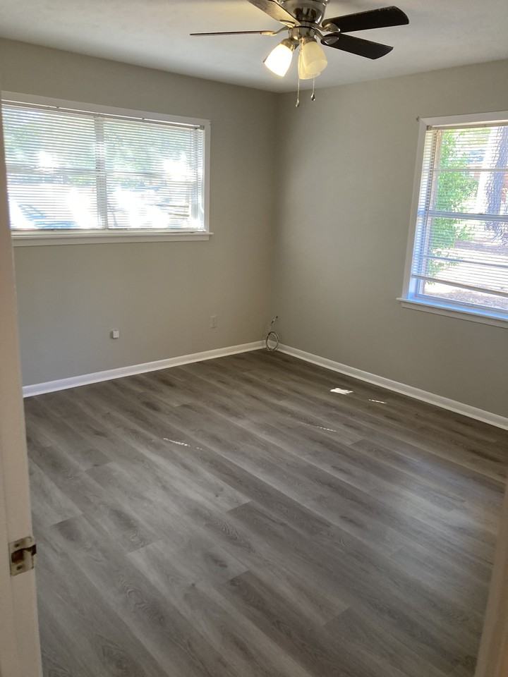 406 Gifford #NA - Photo 6 of 15