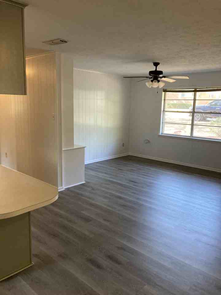 406 Gifford #NA - Photo 7 of 15
