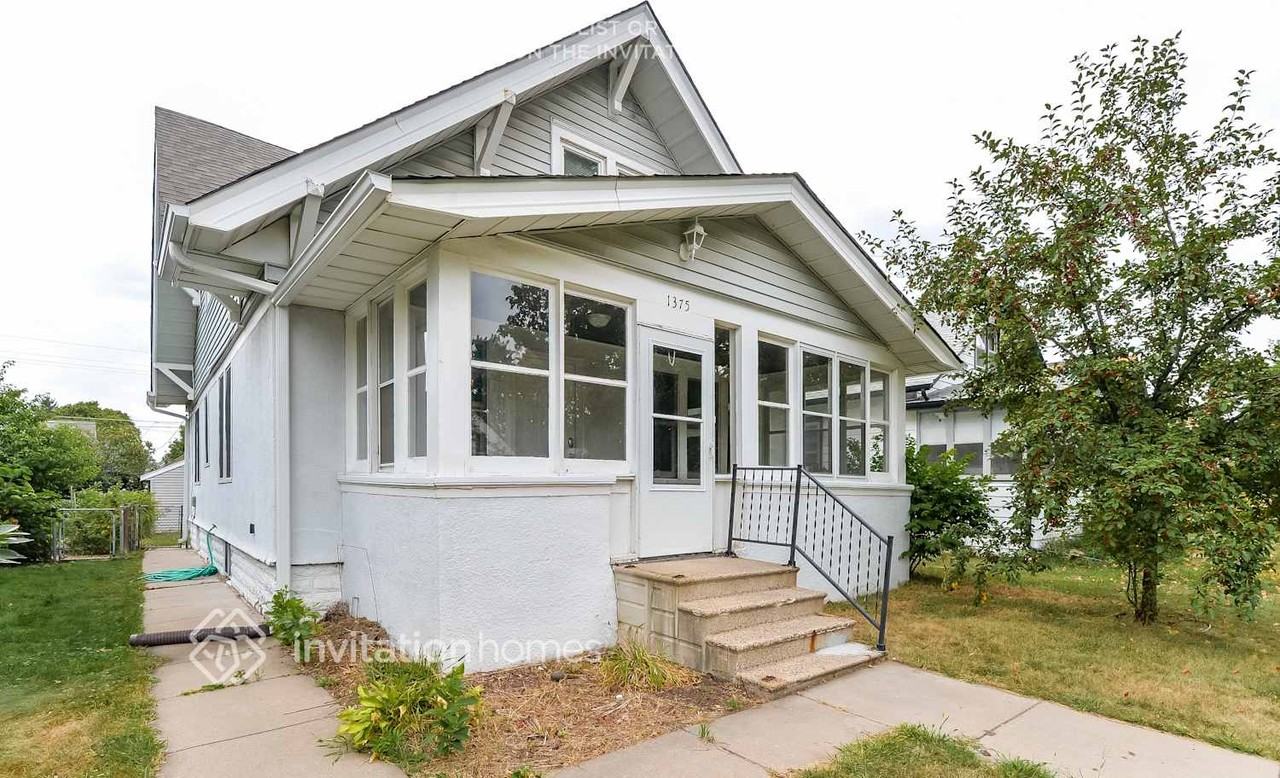 1375 Lafond Ave - Photo 2 of 19
