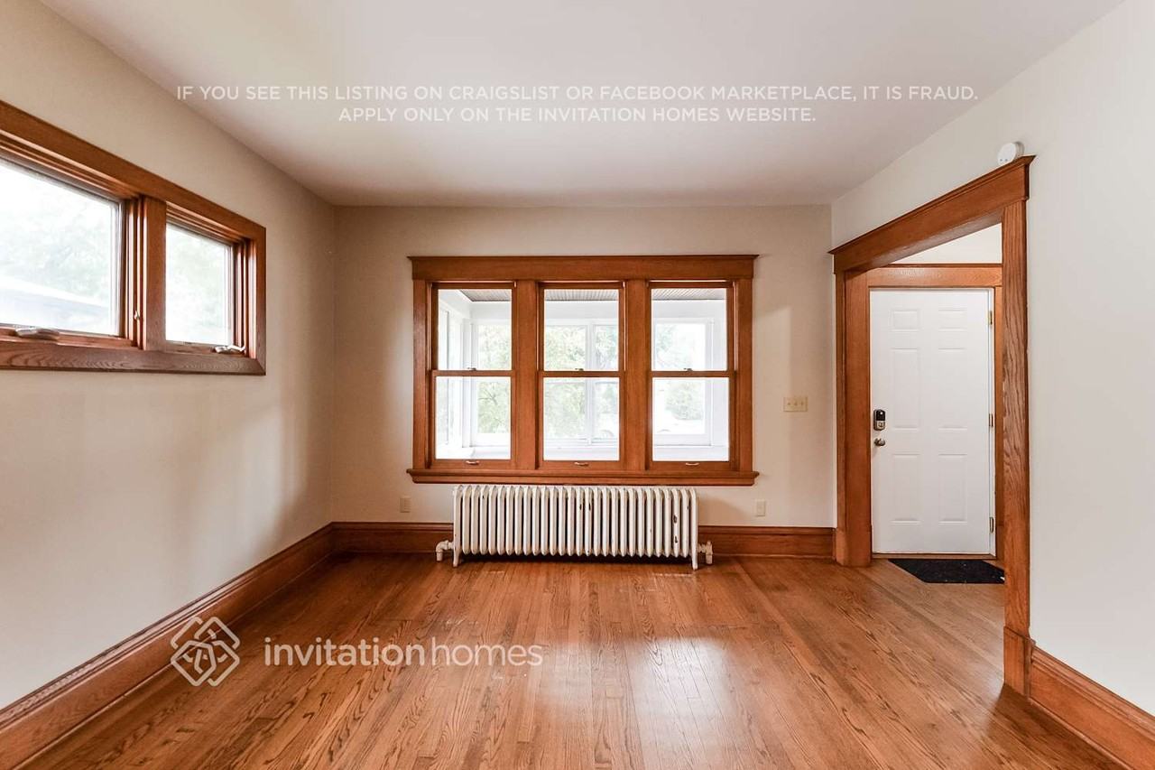 1375 Lafond Ave - Photo 3 of 19