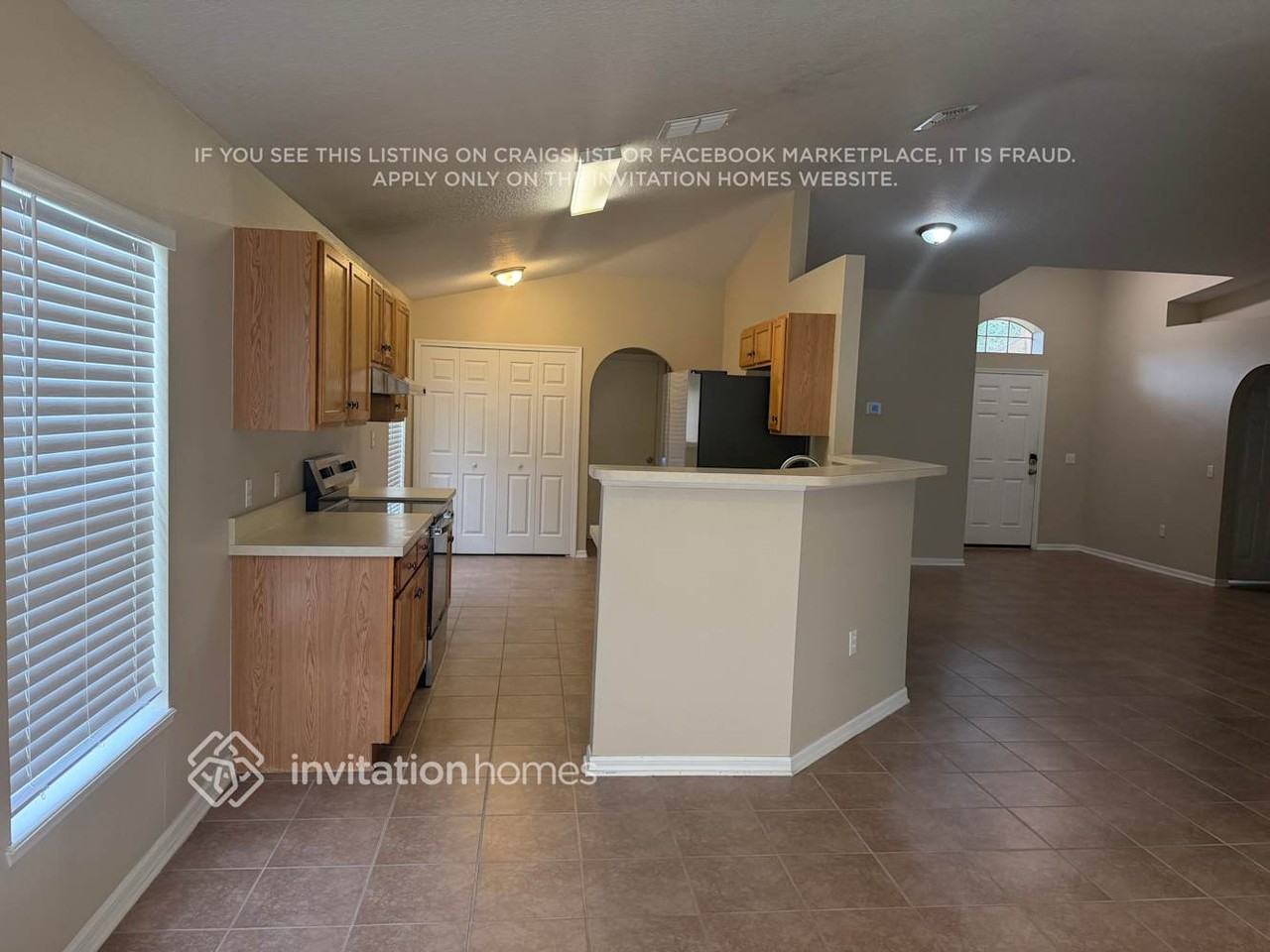 1607 Fitzgerald Dr - Photo 4 of 15