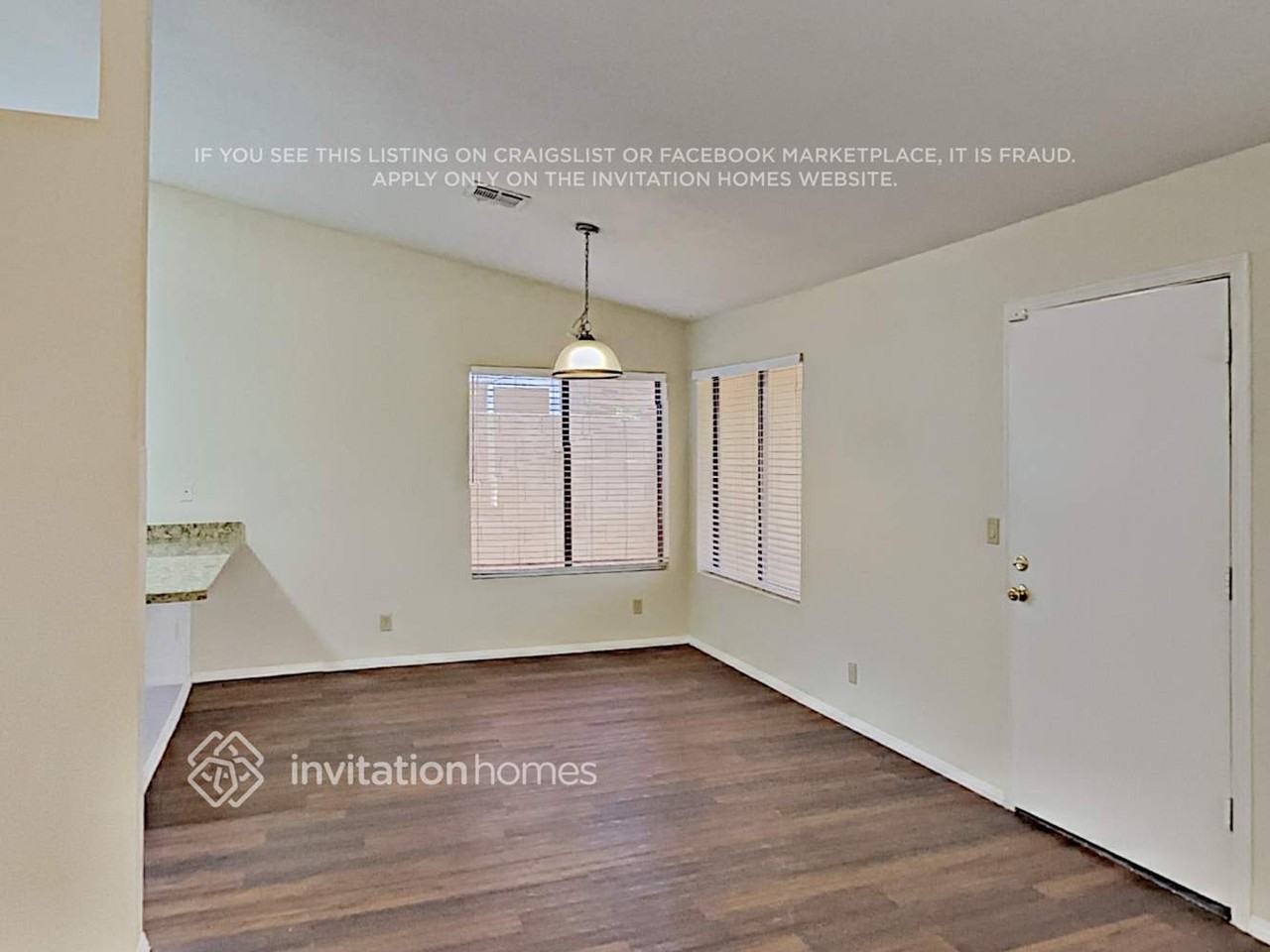5831 E Ellis St - Photo 5 of 14