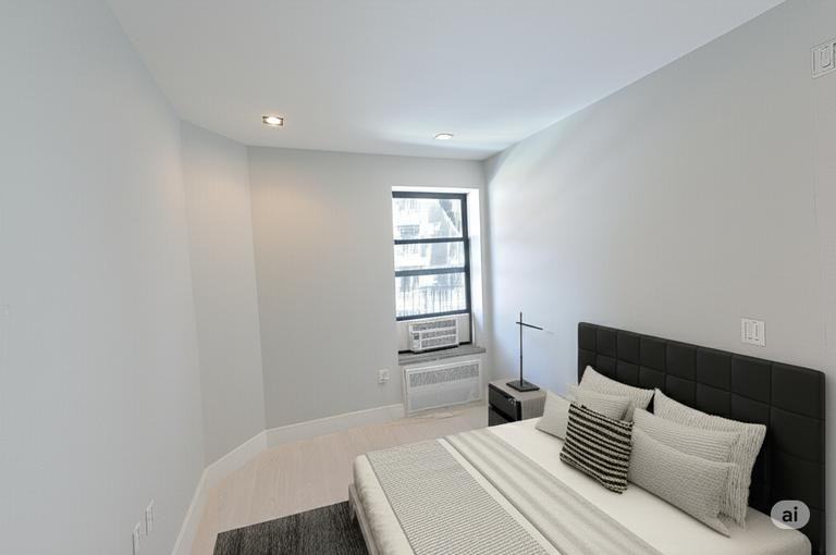 Stanton St #4A - Photo 3 of 6