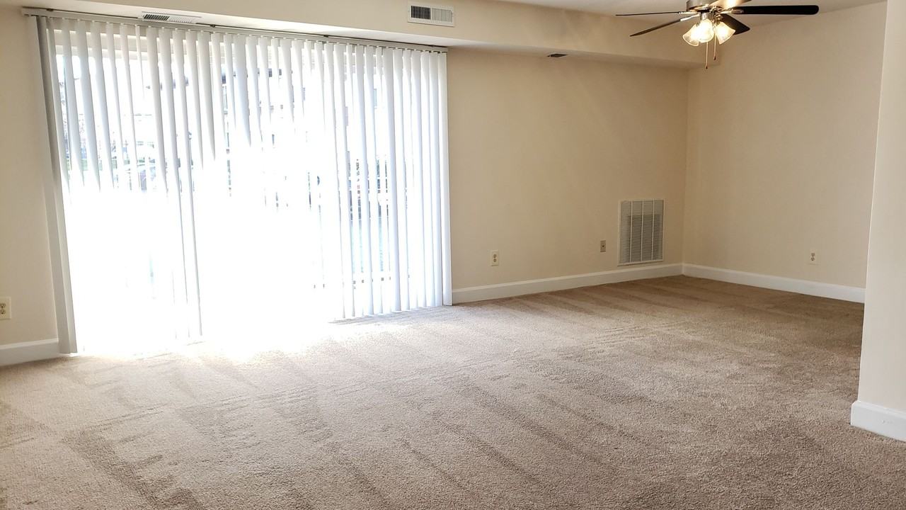 Hewitt Gardens Apartments - Photo 6 of 15