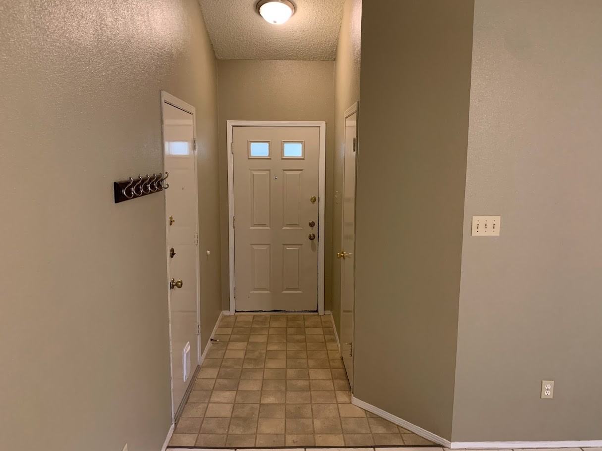 4419 Silverstone Dr #1 - Photo 4 of 26