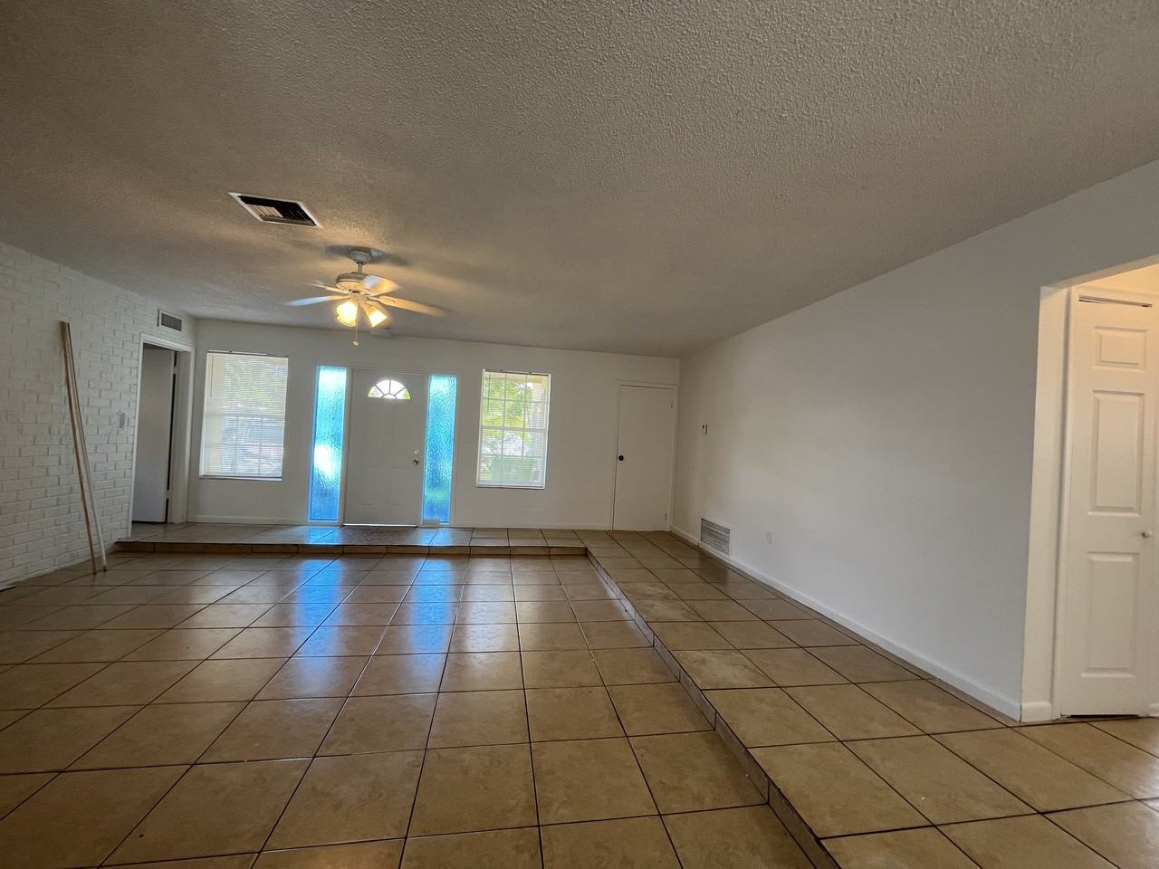 7000 Nw 22nd St #403 - Photo 3 of 41