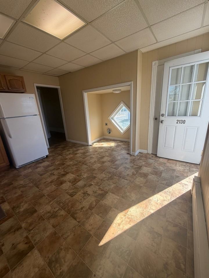 2130 Siegfried Ave #2 - Photo 3 of 10