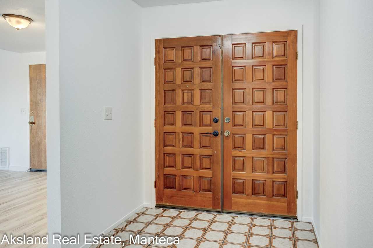 14909 Pueblo Dr #1 - Photo 7 of 26
