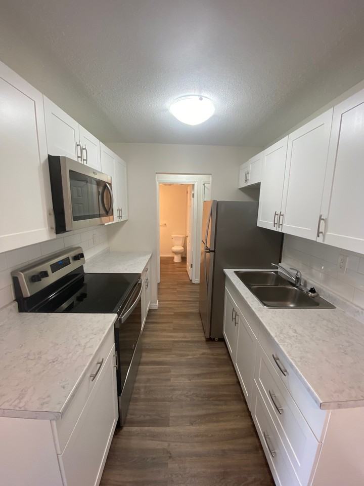 Mapleview Place - Photo 7 of 18