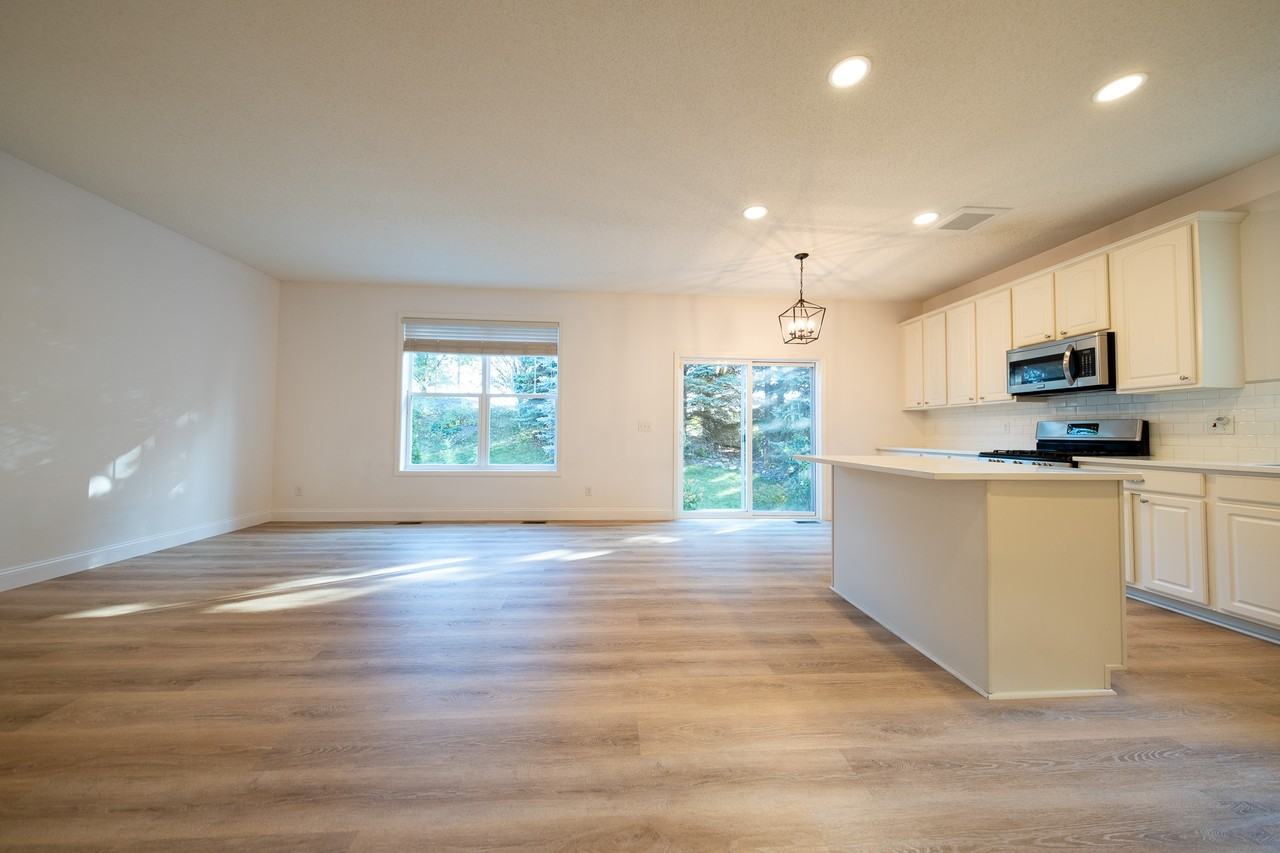 5014 159th St W #1 - Photo 2 of 30