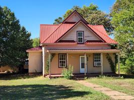 featured image of 109 S Osage #1