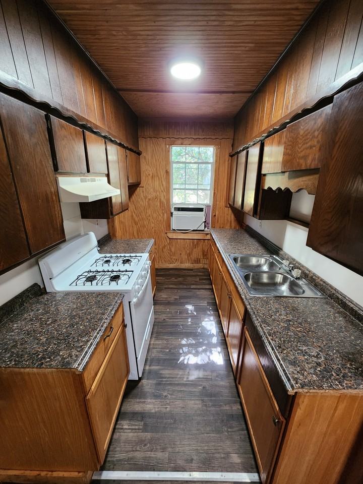 109 S Osage #1 - Photo 6 of 12