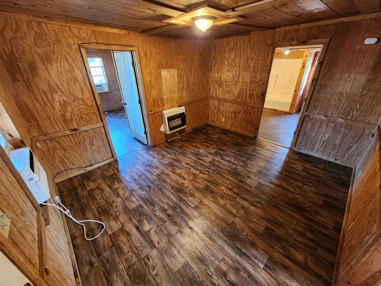 505 N Division St #1 - Photo 2 of 9
