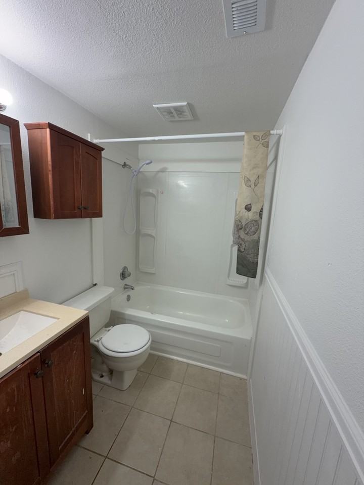 2540 King St #2540 - Photo 7 of 8