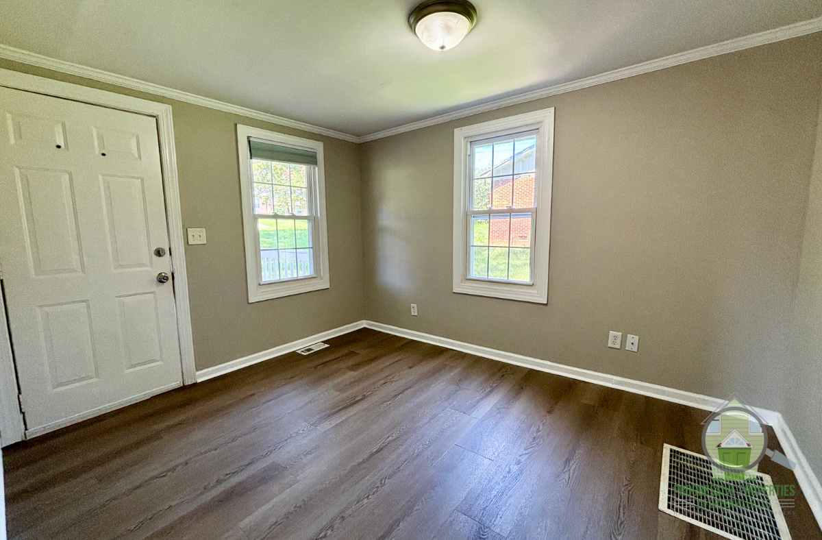 110 Boyd Ave #1 - Photo 2 of 10