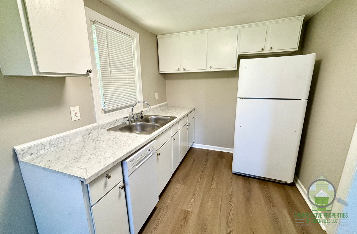 110 Boyd Ave #1 - Photo 4 of 10