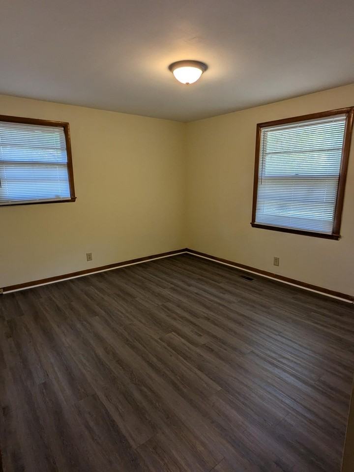 117 Delft Dr #1 - Photo 4 of 5