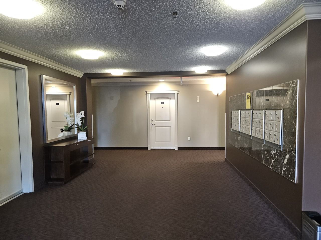 Villagio Court 303B - Photo 3 of 12