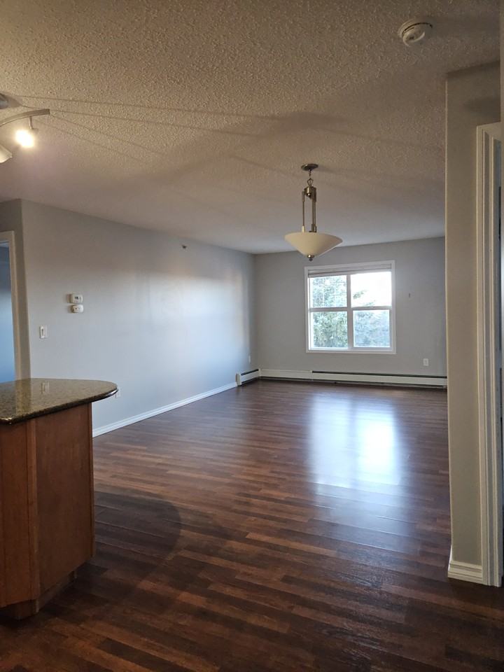 Villagio Court 303B - Photo 5 of 12