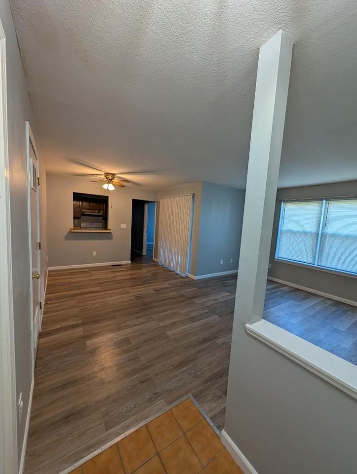 604 North Sixth Street - Photo 3 of 10