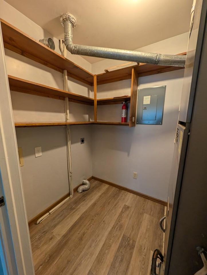 604 North Sixth Street - Photo 4 of 10