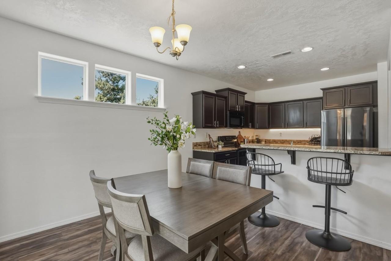9444 Sw Copper Rd - Photo 6 of 11