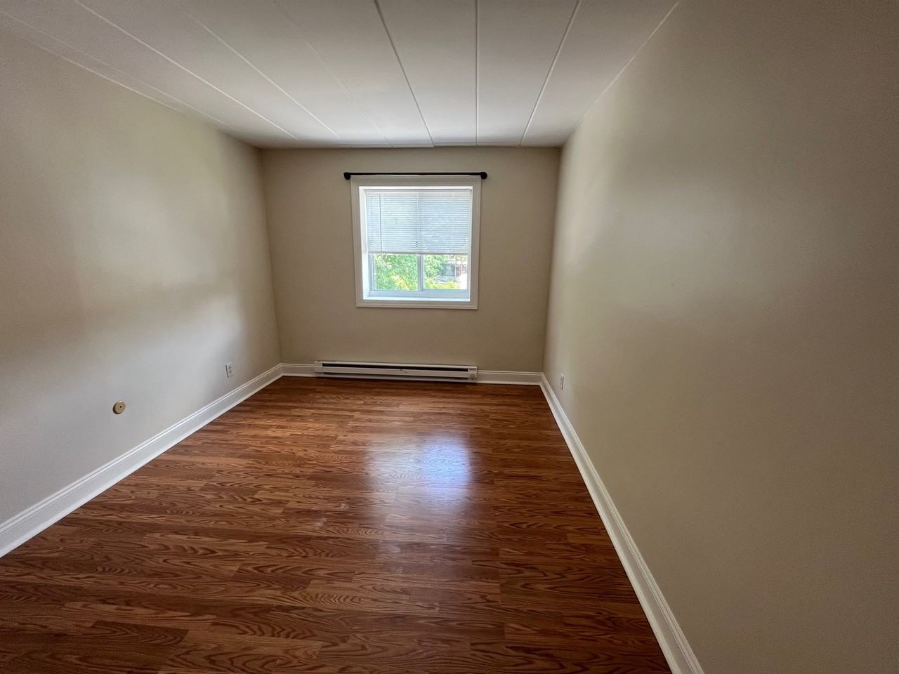 151 Robinson St #34 - Photo 7 of 20
