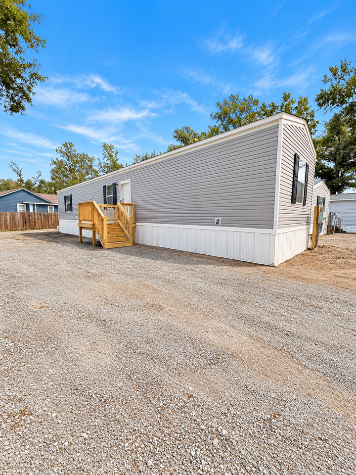 3910 Socastee Blvd - Photo 3 of 28