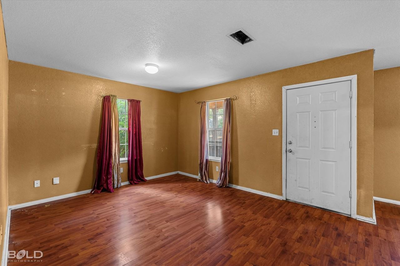 936 Daniel St #1 - Photo 6 of 25