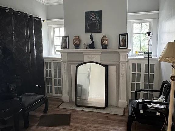 11918 Phillips Avenue - Photo 2 of 20
