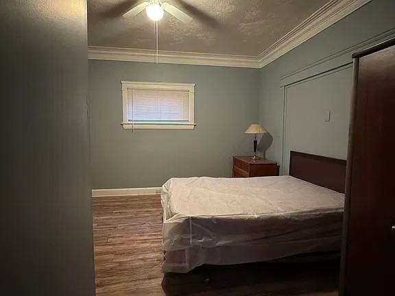 11918 Phillips Avenue - Photo 6 of 20
