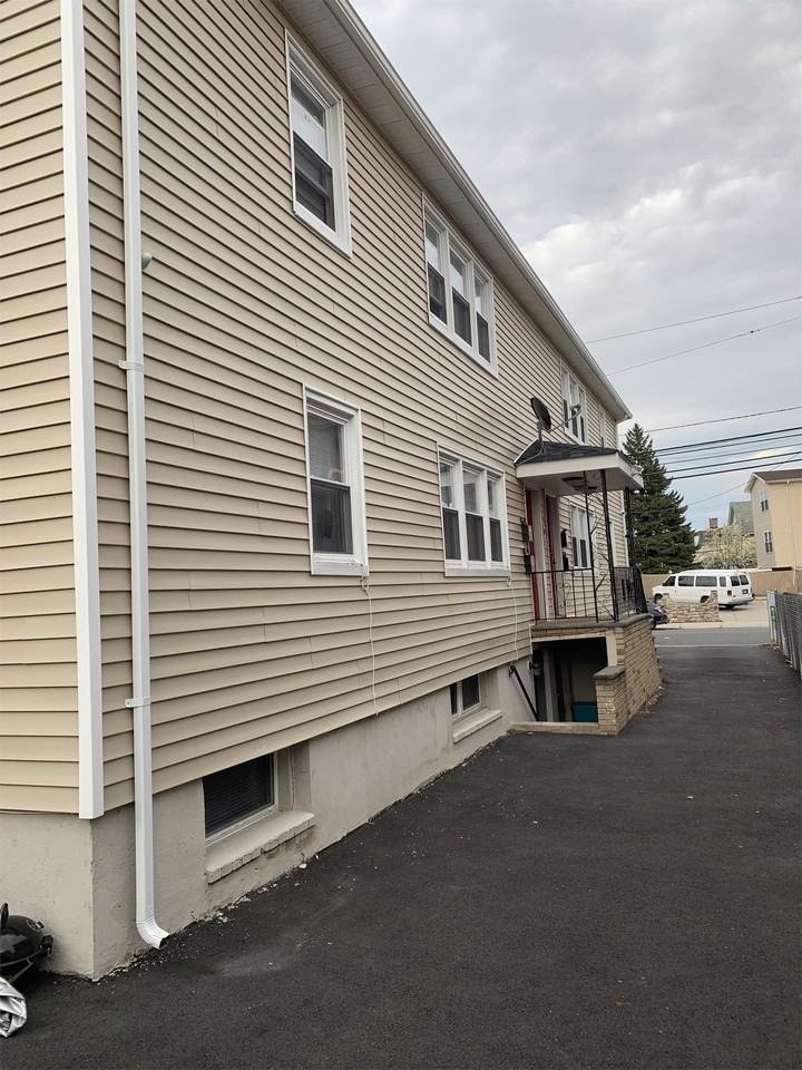 347 Washington Ave #2L - Photo 4 of 27