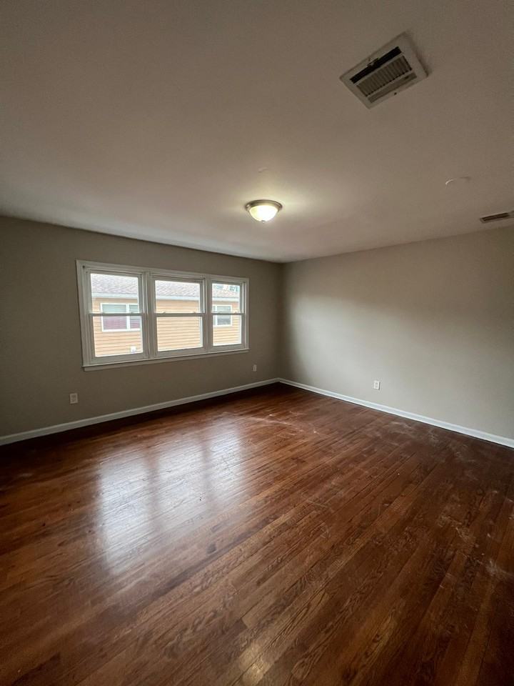 347 Washington Ave #2L - Photo 6 of 27